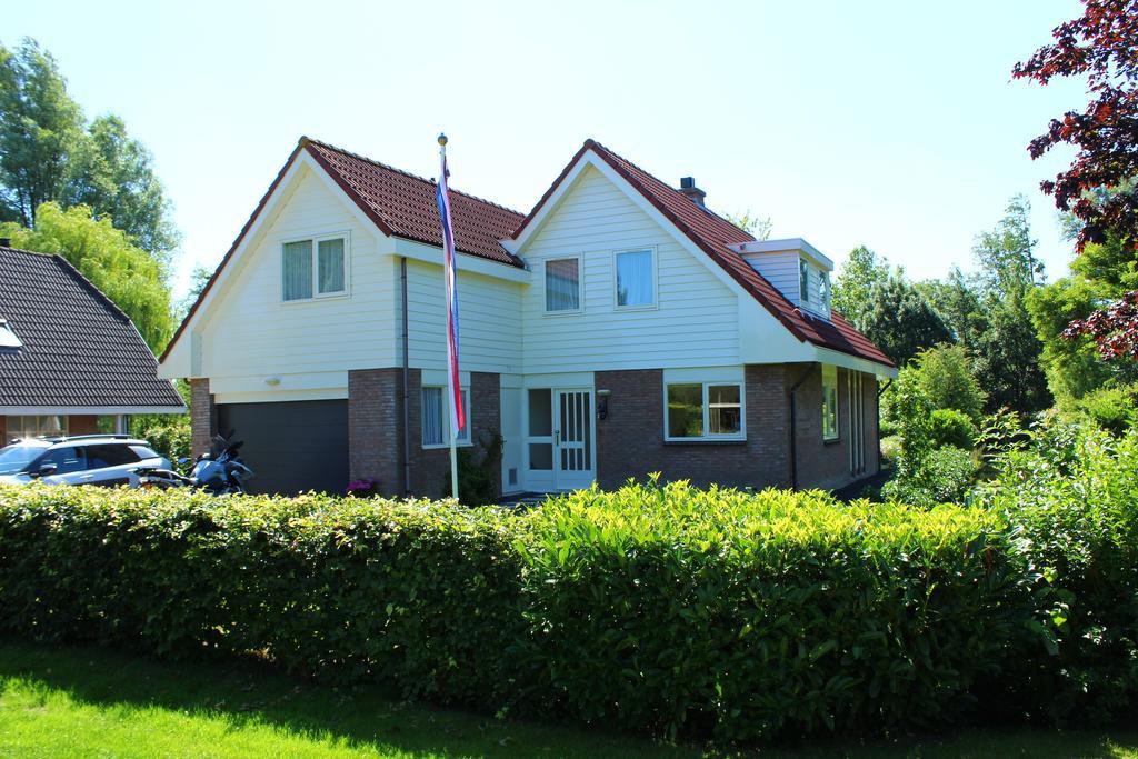 Bed And Breakfast De Lijster Zuid-Scharwoude Exterior foto